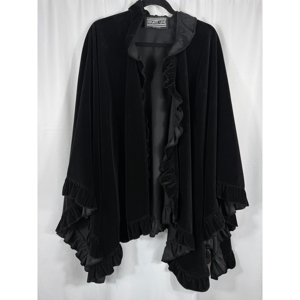 Private Line Vintage Beautiful Black Velvet Ruffle Cape Wrap Made in England - Picture 1 of 7